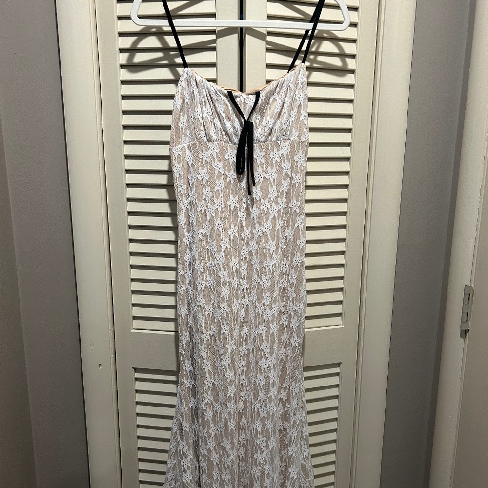 Women's White Floral Lace Spaghetti Strap Dress